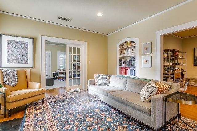 2606 Cockrell Avenue, Fort Worth, TX 76109