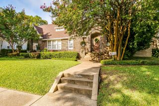 2606 Cockrell Avenue, Fort Worth, TX 76109