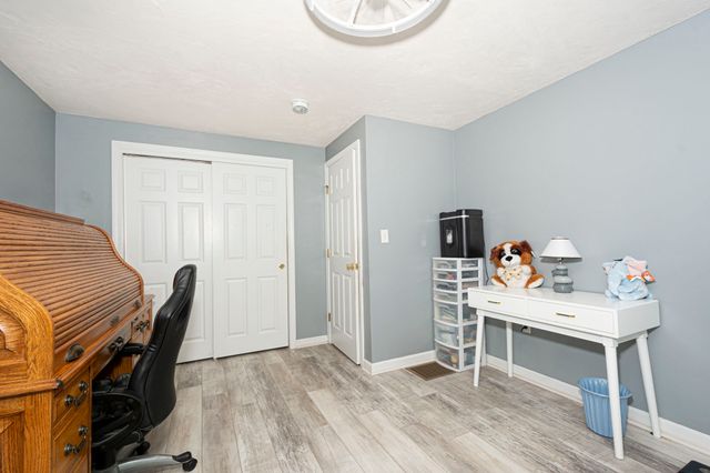 74 Whitetail Cir, Southbridge, MA 01550