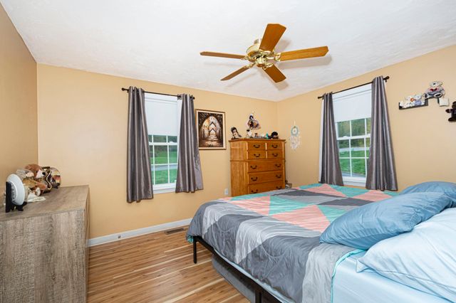 74 Whitetail Cir, Southbridge, MA 01550