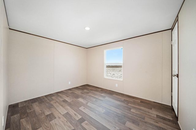 703 Sun Land Circle, Dawson, TX 76639