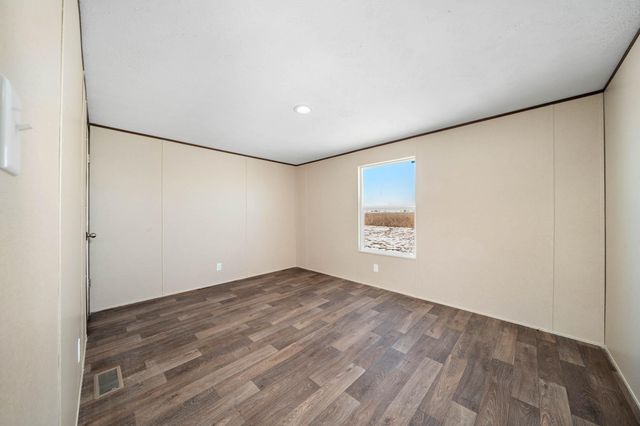 703 Sun Land Circle, Dawson, TX 76639