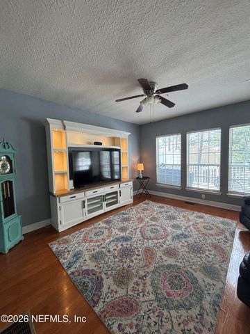 4242 STUDIO PARK Avenue, Jacksonville, FL 32216
