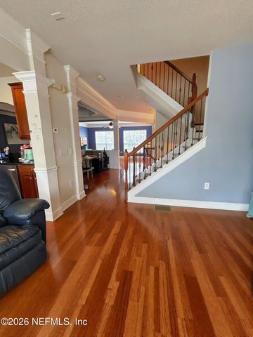 4242 STUDIO PARK Avenue, Jacksonville, FL 32216