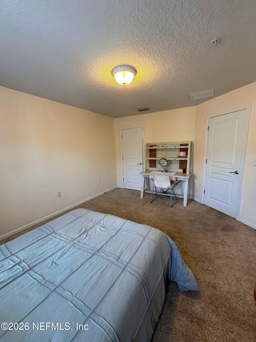 4242 STUDIO PARK Avenue, Jacksonville, FL 32216