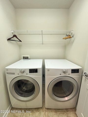 4242 STUDIO PARK Avenue, Jacksonville, FL 32216