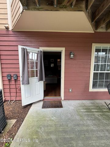 4242 STUDIO PARK Avenue, Jacksonville, FL 32216