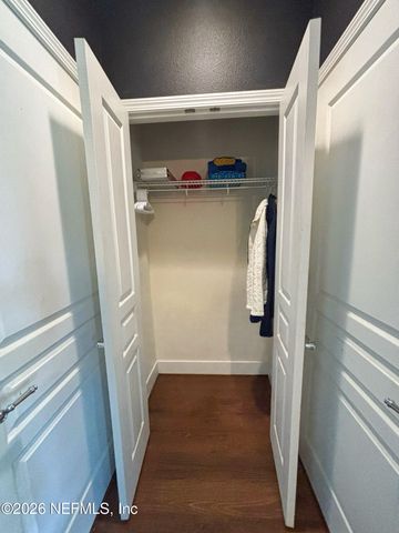 4242 STUDIO PARK Avenue, Jacksonville, FL 32216
