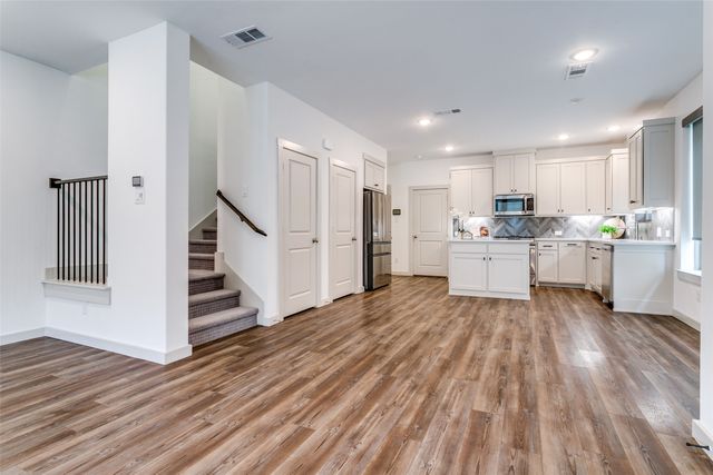 253 Mcconathy Way, Flower Mound, TX 75028