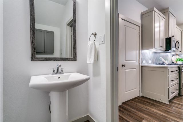 253 Mcconathy Way, Flower Mound, TX 75028