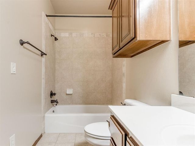 13161 Red Oak Drive, Choctaw, OK 73020