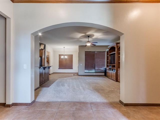 13161 Red Oak Drive, Choctaw, OK 73020