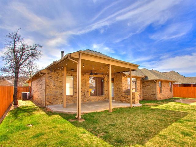 13161 Red Oak Drive, Choctaw, OK 73020