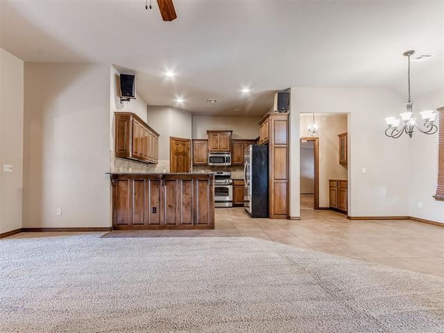 13161 Red Oak Drive, Choctaw, OK 73020