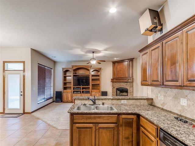 13161 Red Oak Drive, Choctaw, OK 73020