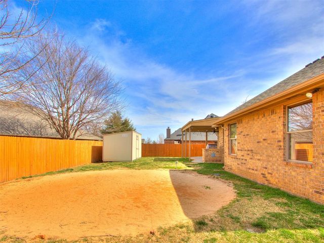 13161 Red Oak Drive, Choctaw, OK 73020