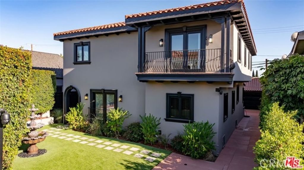 5558 Edgewood Place, Los Angeles, CA 90019