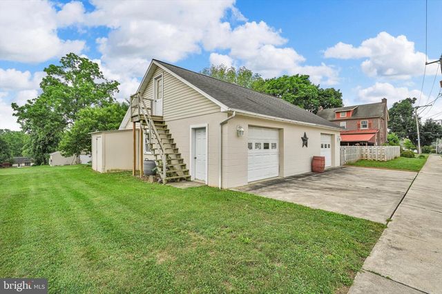 325 REBER ST, Shoemakersville, PA 19555