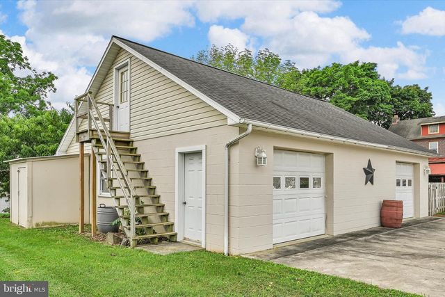 325 REBER ST, Shoemakersville, PA 19555