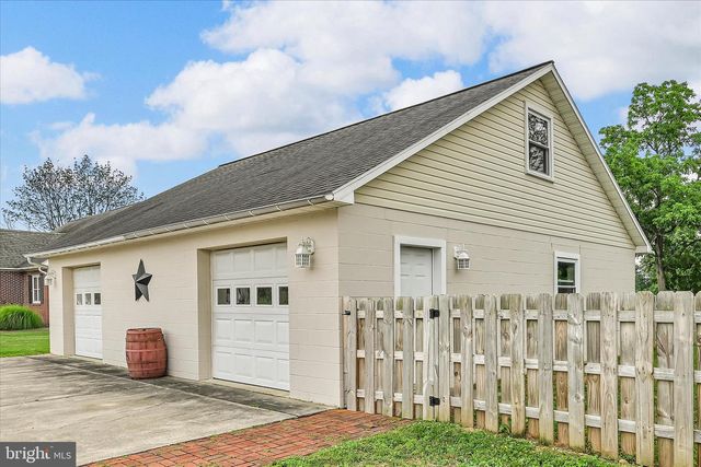 325 REBER ST, Shoemakersville, PA 19555