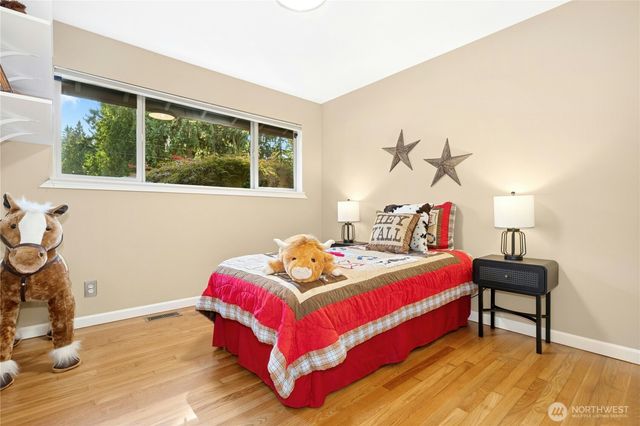 12228 NE 62nd Street, Kirkland, WA 98003