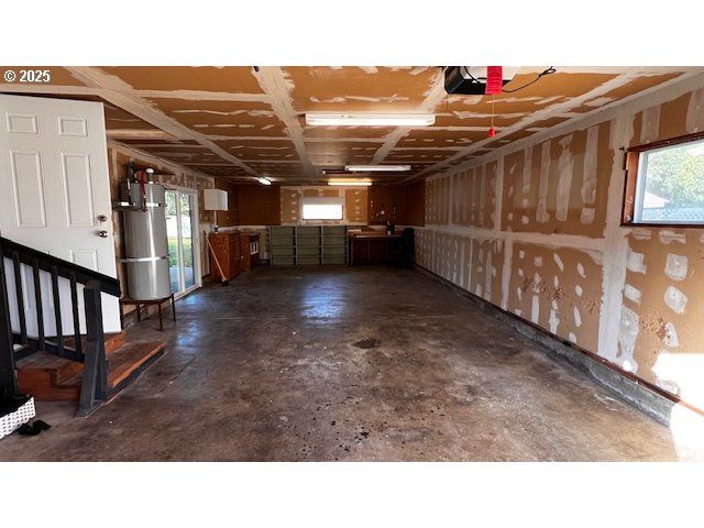 18705 Ne EVERETT Ct, Portland, OR 97230