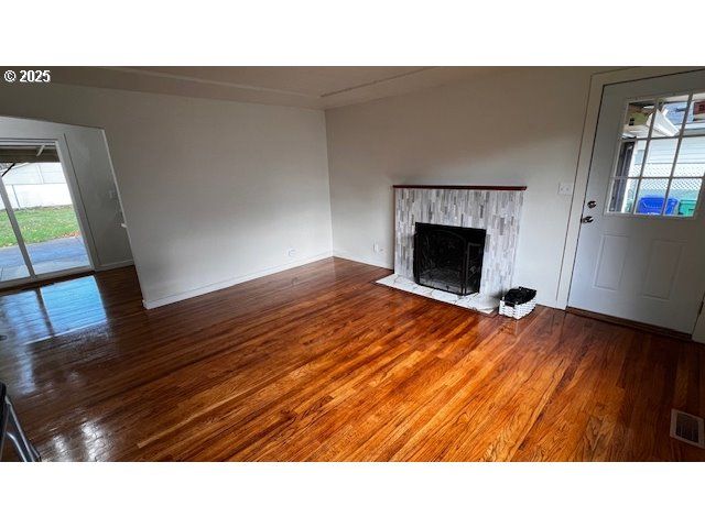 18705 Ne EVERETT Ct, Portland, OR 97230