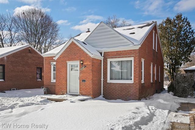 23241 Republic Avenue, Oak Park, MI 48237