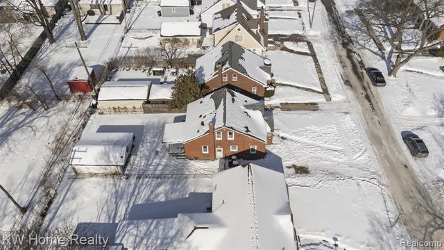 23241 Republic Avenue, Oak Park, MI 48237