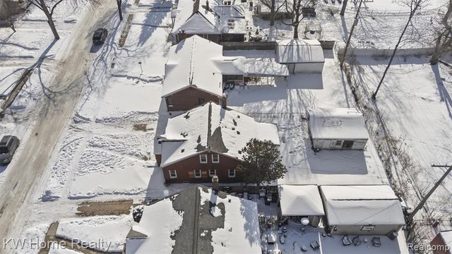 23241 Republic Avenue, Oak Park, MI 48237