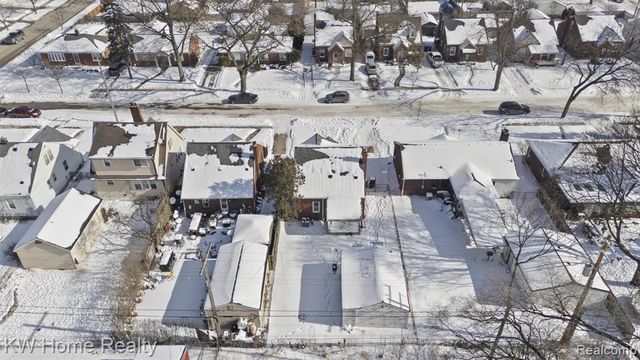 23241 Republic Avenue, Oak Park, MI 48237