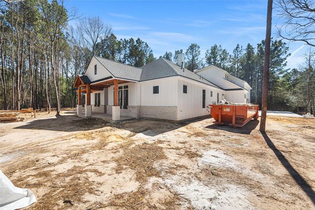 28065 Palomino Drive, Waller, TX 77484