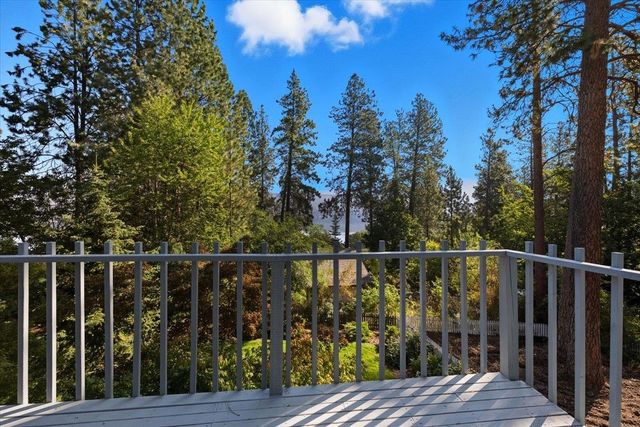 1221 S Garry Rd, Liberty Lake, WA 99019