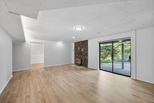 1221 S Garry Rd, Liberty Lake, WA 99019