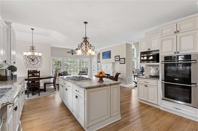 9275 Stoney Ridge Lane, Alpharetta, GA 30022