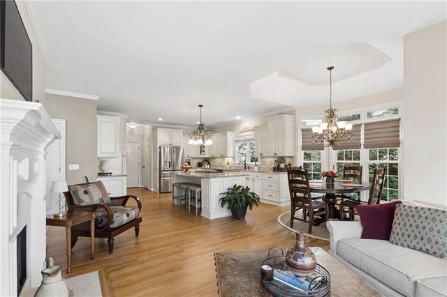 9275 Stoney Ridge Lane, Alpharetta, GA 30022