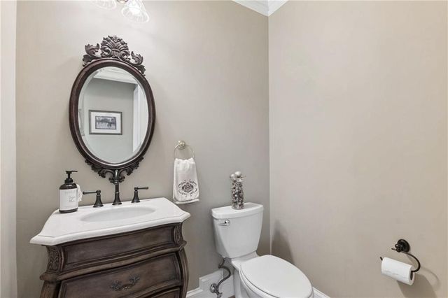 9275 Stoney Ridge Lane, Alpharetta, GA 30022