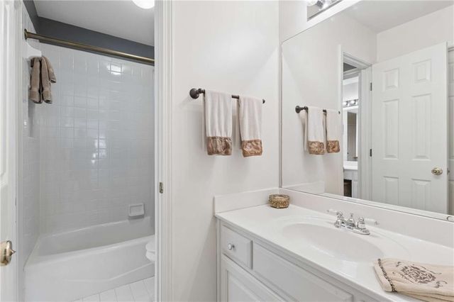 9275 Stoney Ridge Lane, Alpharetta, GA 30022