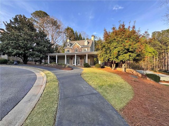 9275 Stoney Ridge Lane, Alpharetta, GA 30022