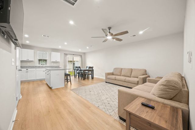 302 Myrtle Meadows Dr na, Conway, SC 29526