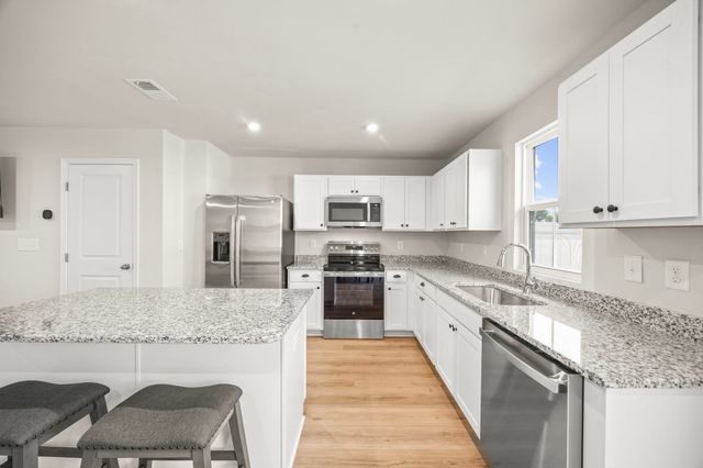302 Myrtle Meadows Dr na, Conway, SC 29526