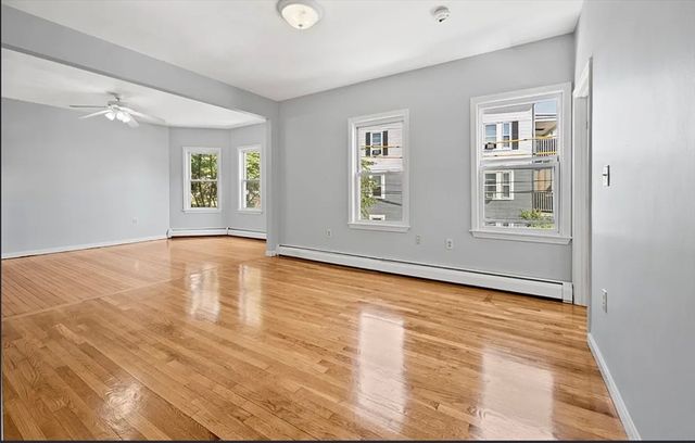 61 Shurtleff St 4, Chelsea, MA 02150