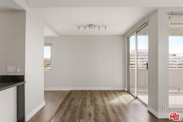 7250 Franklin Avenue 717, Los Angeles, CA 90046