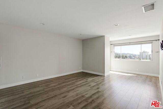 7250 Franklin Avenue 717, Los Angeles, CA 90046