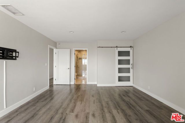 7250 Franklin Avenue 717, Los Angeles, CA 90046