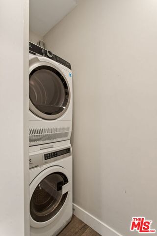 7250 Franklin Avenue 717, Los Angeles, CA 90046