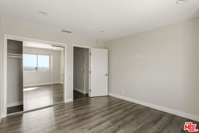 7250 Franklin Avenue 717, Los Angeles, CA 90046