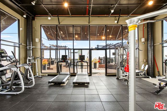 7250 Franklin Avenue 717, Los Angeles, CA 90046