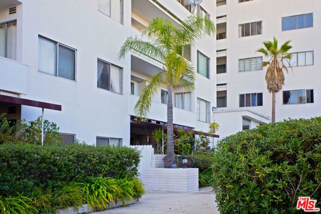 7250 Franklin Avenue 717, Los Angeles, CA 90046
