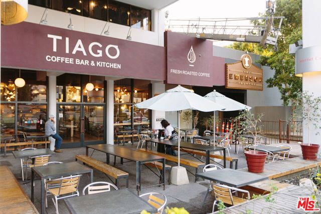 7250 Franklin Avenue 717, Los Angeles, CA 90046